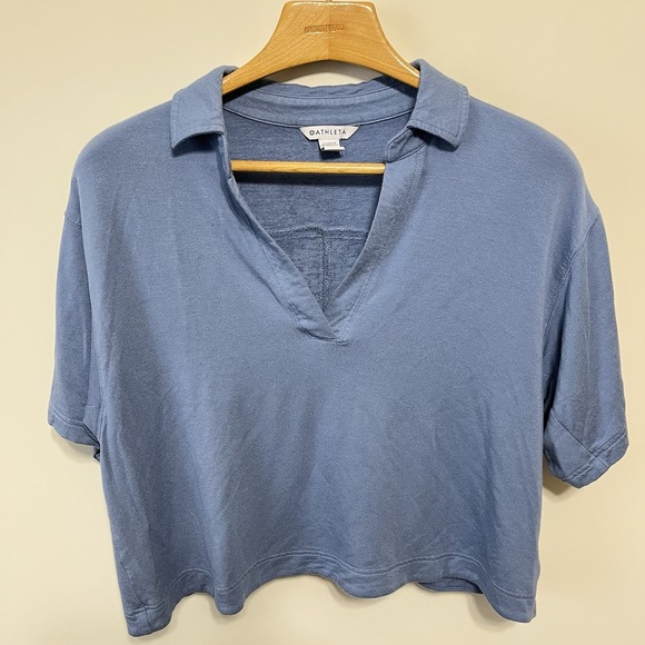 Athleta Tops - Athleta Westwood Sweatshirt Tee Womens Small V-Neck Cottage Blue Short Sleeve